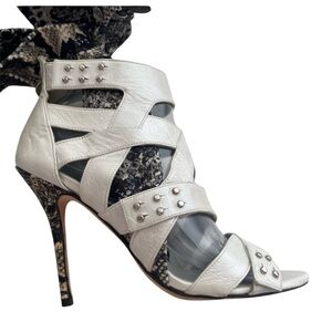 Deyota and Lomba Stiletto Sandals